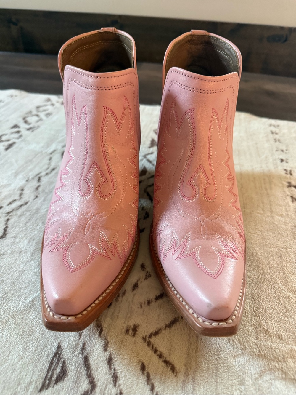 Pink Ariat Dixon Booties
